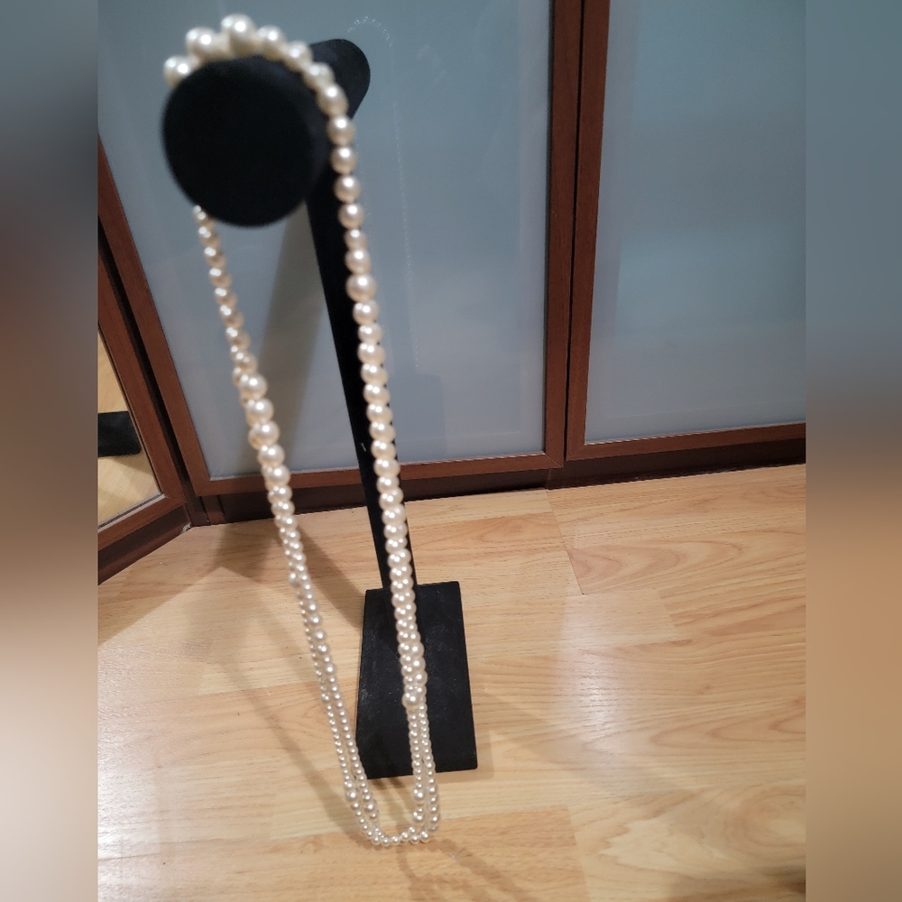 Pearl necklace